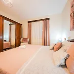 Marigold Villa *