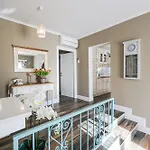 Marigold Villa *