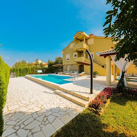Vila Marigold